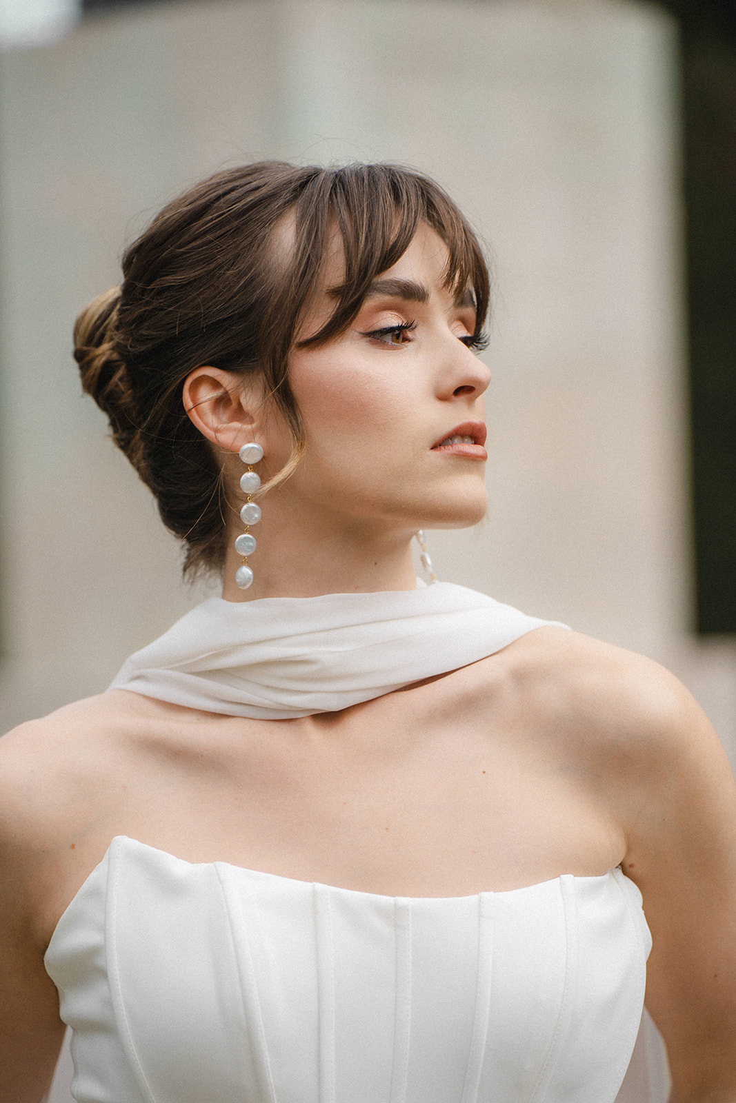 Manon - Bridal hairstyle - french twist - bridal makeup - natural makeup look